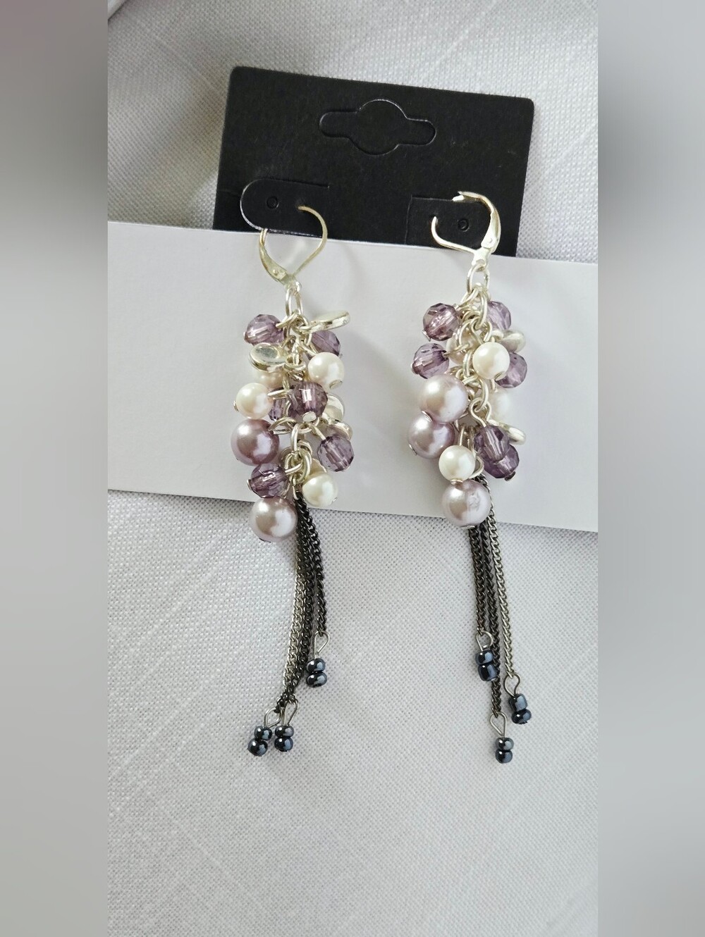Vintage Fuax Pearl & Purple White Bead Cluster Dangle Earrings - Picture 6 of 16
